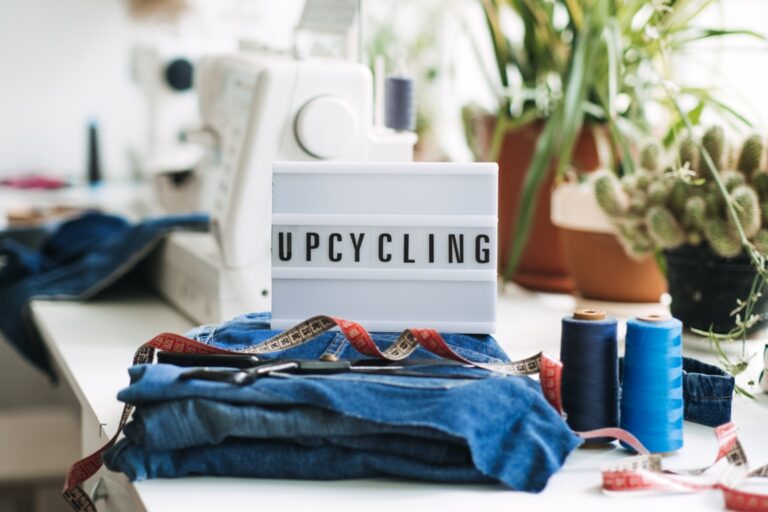 denim upcycling ideas using old jeans repurposin 2021 09 04 04 06 04 utc