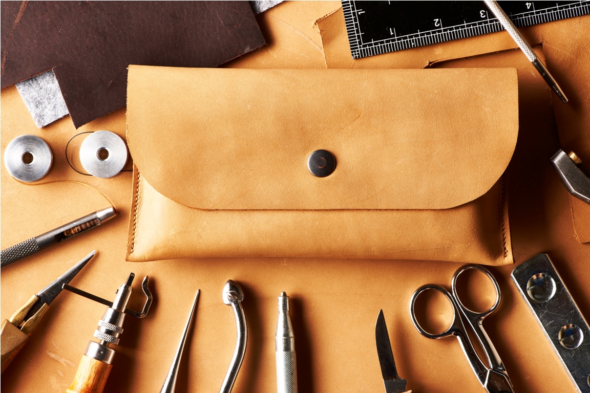 leather crafting tools