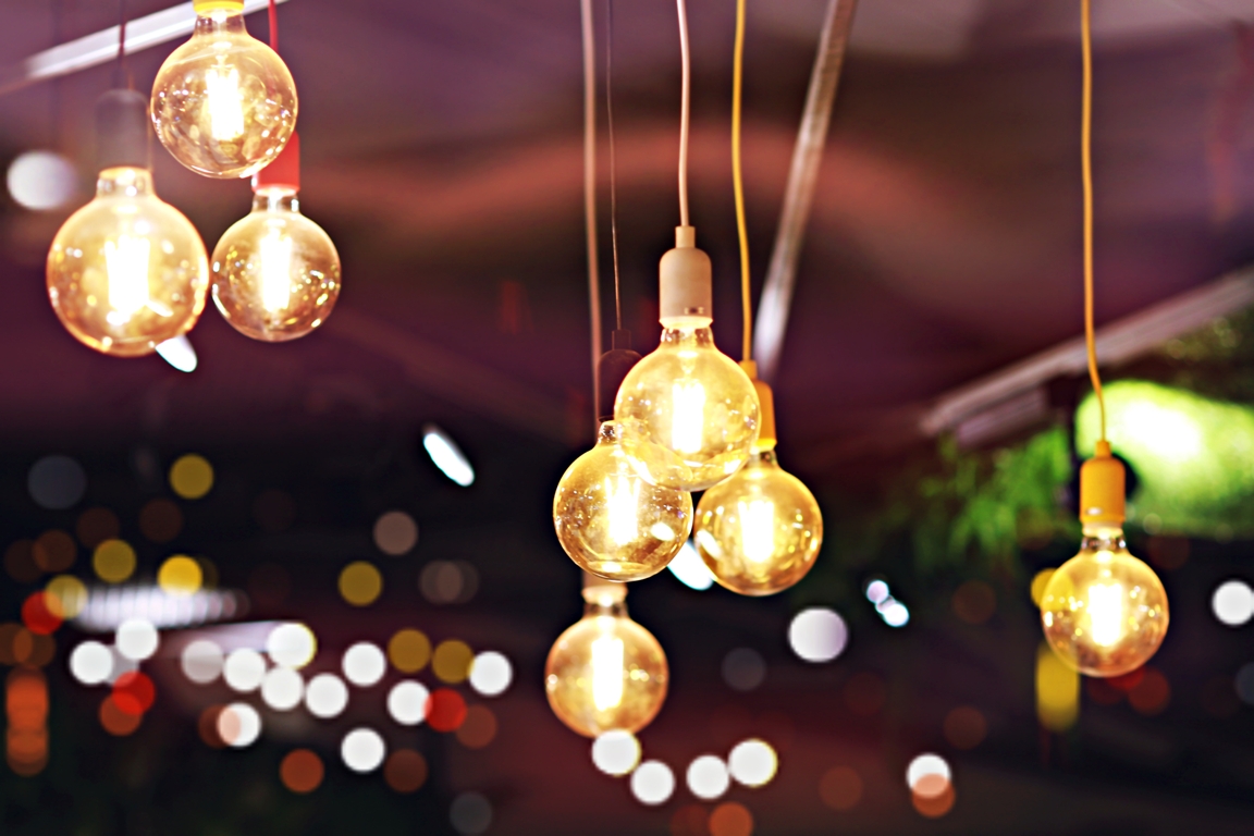 ceiling bulb lights indoor blur bokeh background 2023 11 27 05 25 07 utc