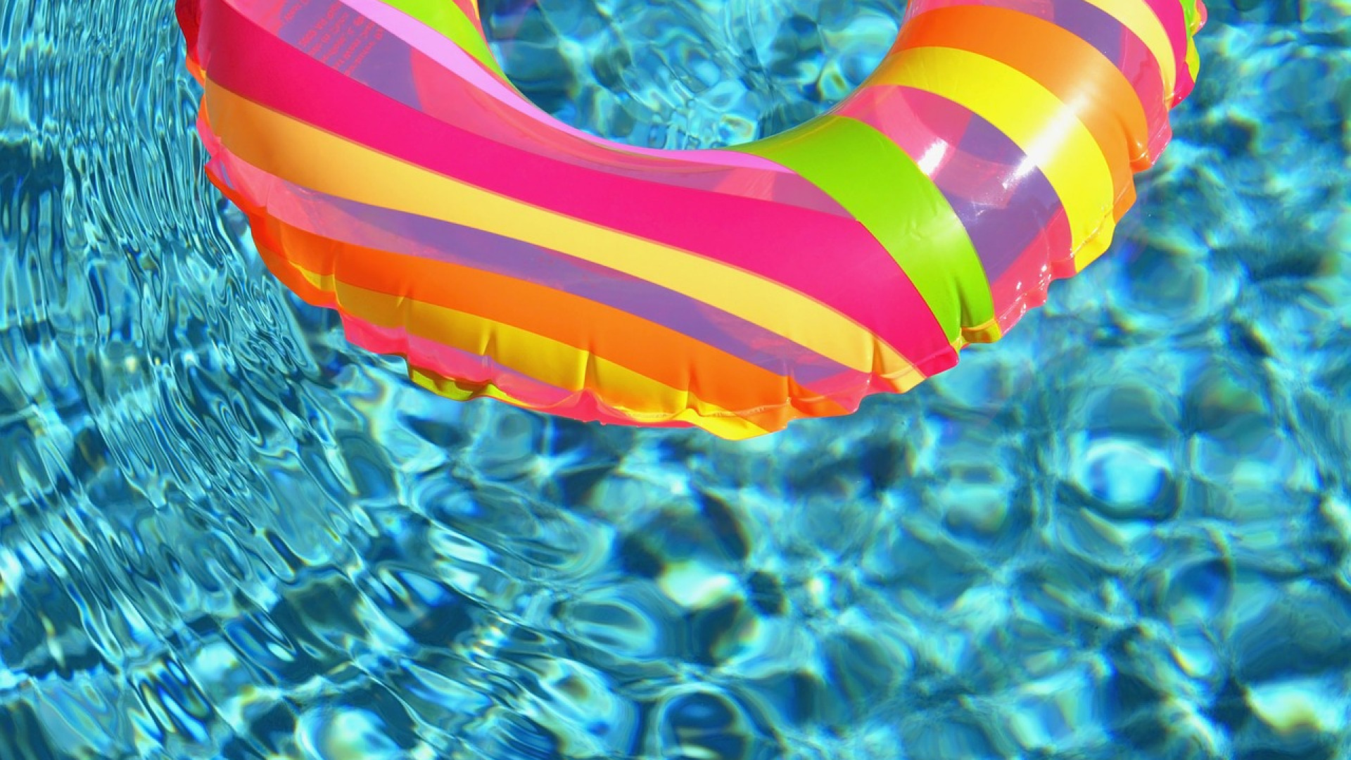 Été 2024 : les piscines hors-sol qui devraient s'imposer cette année !